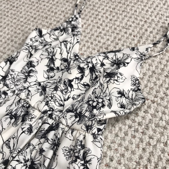 NWOT The LDRS Mini Dress XS - Picture 2 of 6